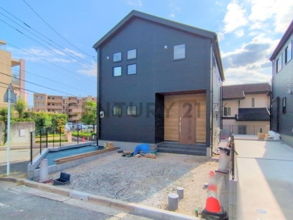 横浜市青葉区すすき野１丁目　新築一戸建て