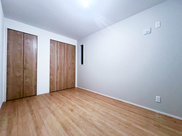 横浜市西区浅間町４丁目　新築一戸建て