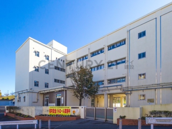 横浜市栄区長沼町の中古一戸建て(横浜市立飯島小学校)