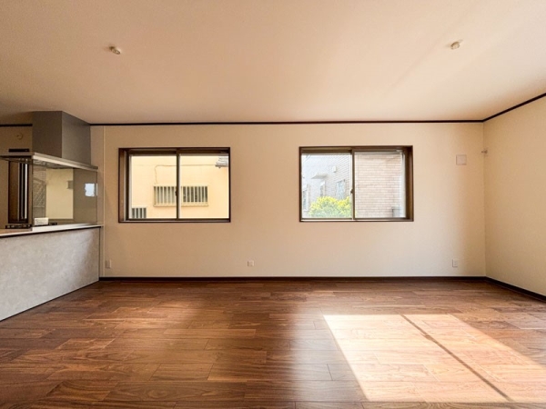 横浜市泉区和泉中央南2丁目 新築一戸建て(リビング)