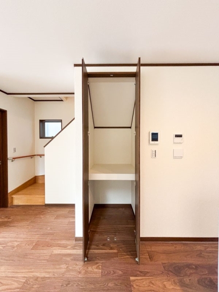 横浜市泉区和泉中央南2丁目 新築一戸建て(収納)