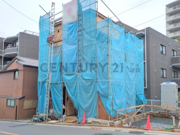 横浜市保土ケ谷区釜台町 新築一戸建て(前面道路含む現地写真)
