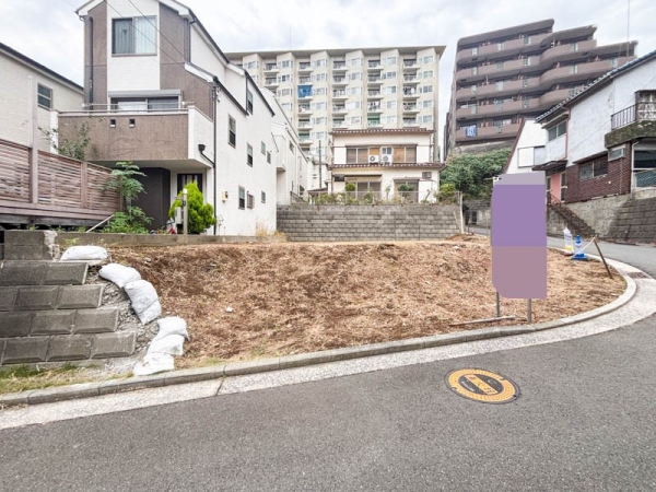 横浜市神奈川区松見町４丁目　新築一戸建て