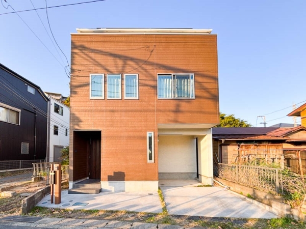 横浜市保土ケ谷区岩崎町　中古一戸建て