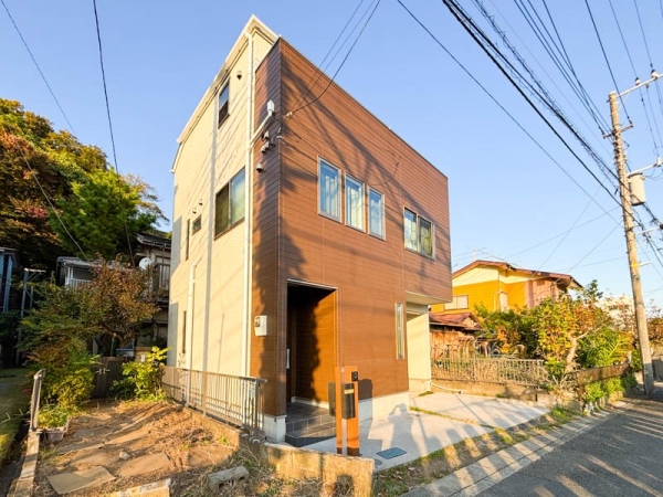 横浜市保土ケ谷区岩崎町　中古一戸建て