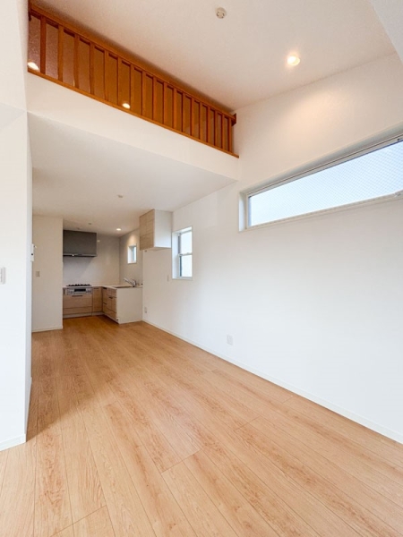 藤沢市羽鳥4丁目 新築一戸建て(リビング)