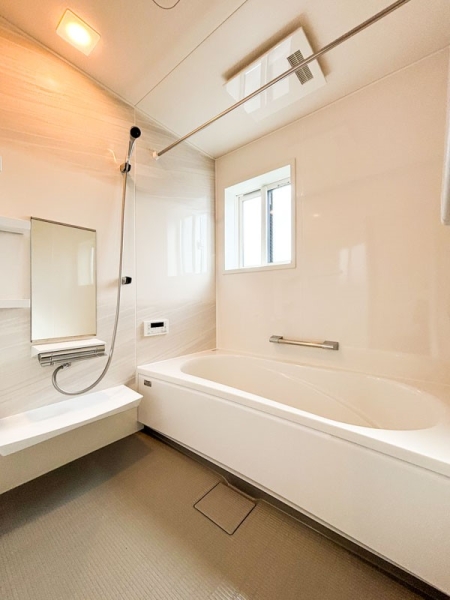 藤沢市羽鳥4丁目 新築一戸建て(バス)