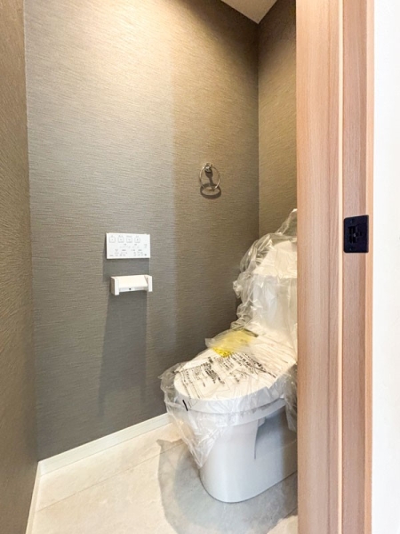 藤沢市羽鳥4丁目 新築一戸建て(トイレ)