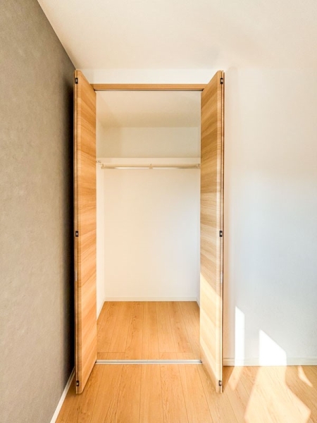 藤沢市羽鳥4丁目 新築一戸建て(収納)