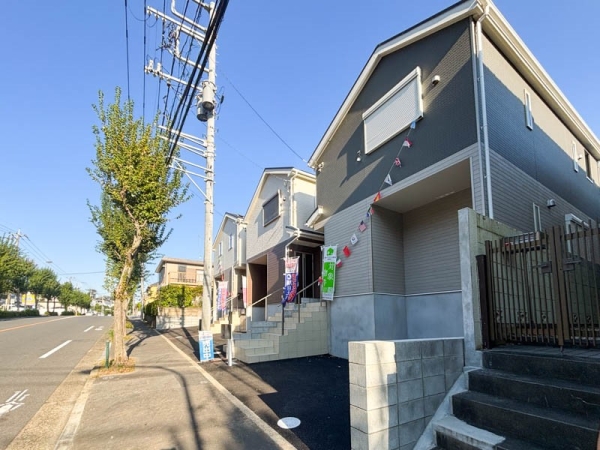 町田市鶴川４丁目　新築一戸建て