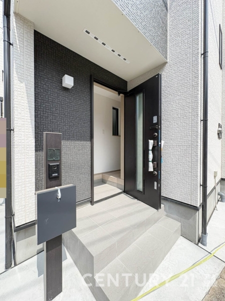 横浜市西区東久保町　新築一戸建て