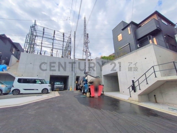 横浜市鶴見区梶山２丁目　新築一戸建て