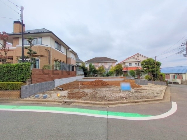 横浜市青葉区藤が丘２丁目　新築一戸建て