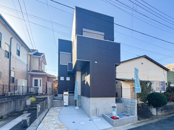 藤沢市石川１丁目　新築一戸建て