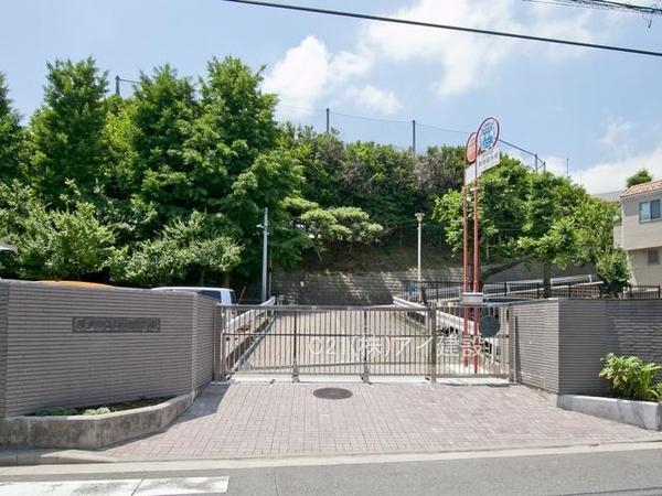 横浜市鶴見区上の宮２丁目　新築一戸建て(横浜市立上の宮中学校)