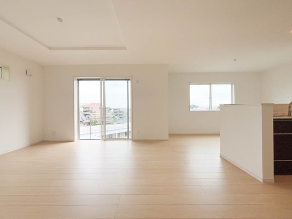 横浜市鶴見区上の宮２丁目　新築一戸建て