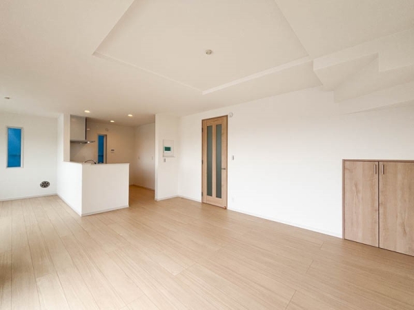 横浜市鶴見区上の宮２丁目　新築一戸建て