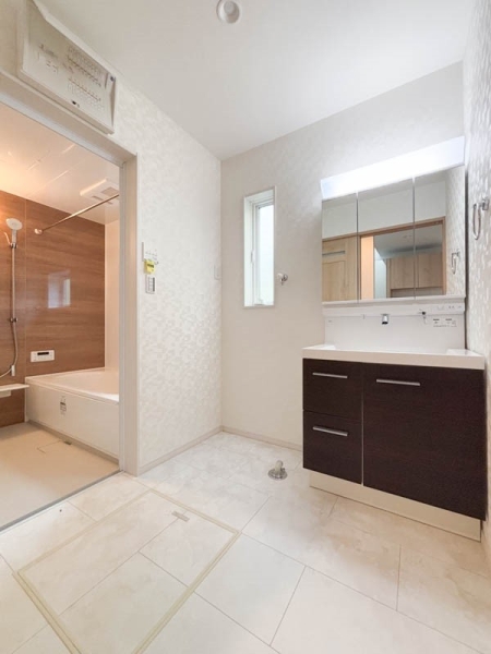 横浜市鶴見区上の宮２丁目　新築一戸建て