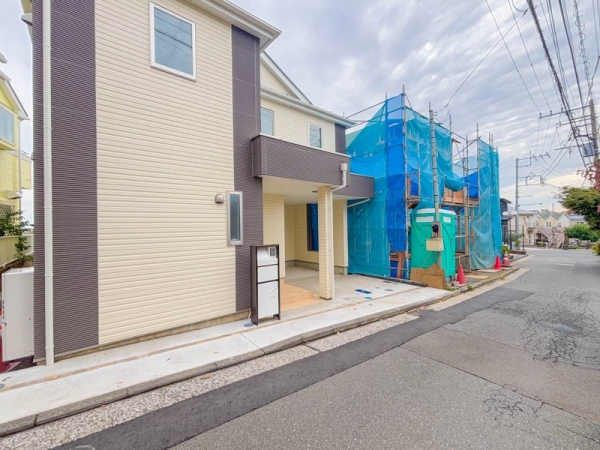 横浜市鶴見区上の宮２丁目　新築一戸建て