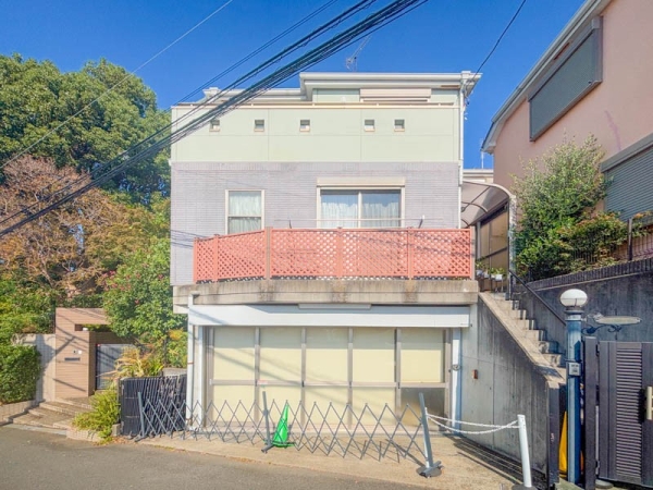 横浜市神奈川区旭ケ丘　中古一戸建て