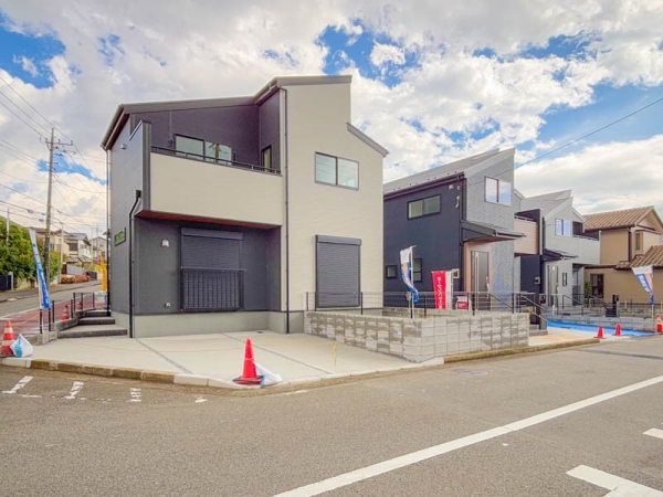 横浜市青葉区桂台２丁目　新築一戸建て