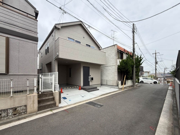 横浜市鶴見区上の宮１丁目　新築一戸建て