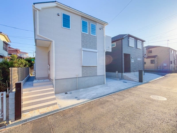 横浜市泉区中田東４丁目　新築一戸建て