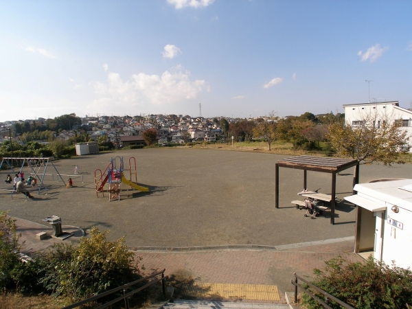 横浜市神奈川区羽沢南３丁目の土地(上星川みはらし公園)