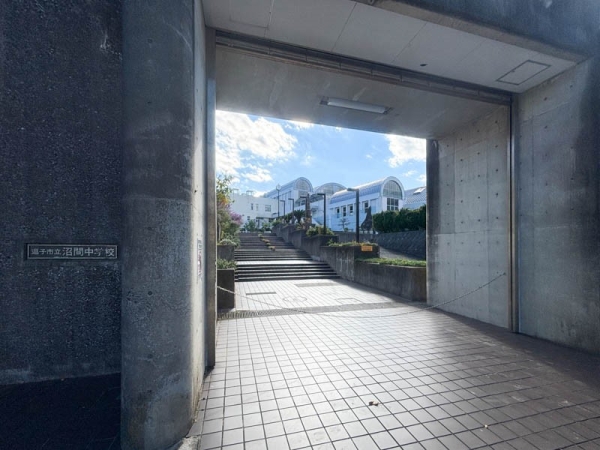 逗子市沼間６丁目　新築一戸建て(沼間中学校)