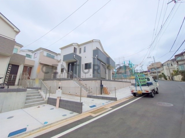 横浜市緑区いぶき野　新築一戸建て