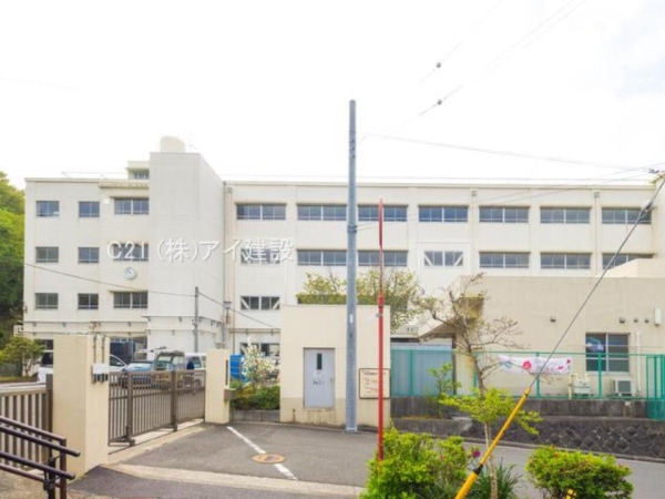 横浜市金沢区片吹　新築一戸建て(横浜市立西柴小学校)