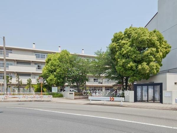 横浜市中区本牧元町の中古一戸建て(横浜市立大鳥中学校)
