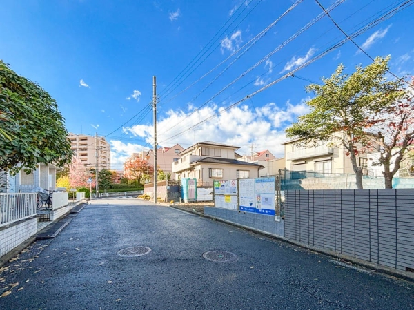 横浜市都筑区加賀原１丁目　新築一戸建て