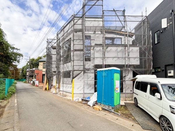 大和市上草柳６丁目　新築一戸建て