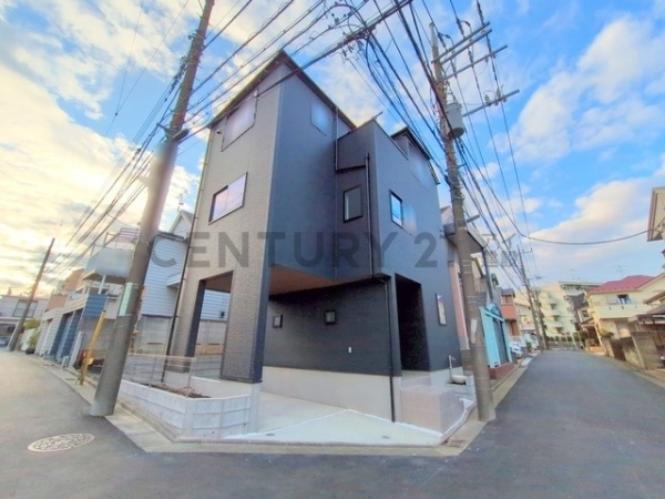 川崎市高津区梶ケ谷２丁目　新築一戸建て
