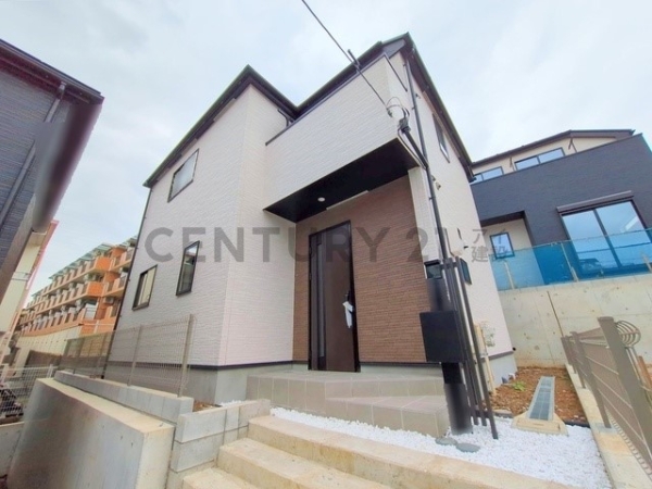 川崎市宮前区鷺沼２丁目　新築一戸建て