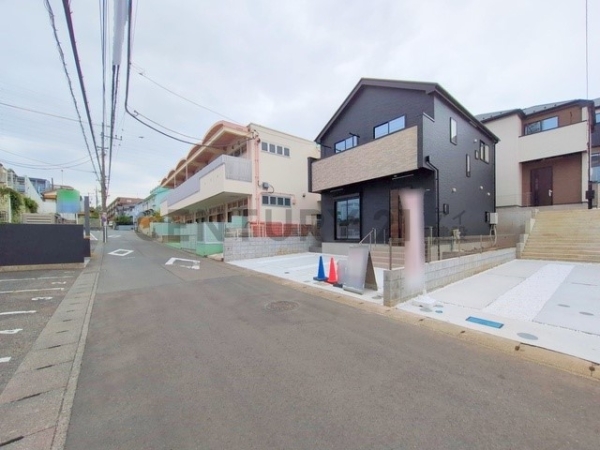 川崎市宮前区鷺沼２丁目　新築一戸建て