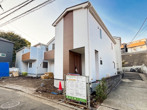 横浜市緑区鴨居町　新築一戸建て