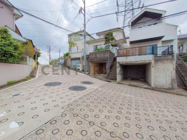 横浜市磯子区栗木２丁目の中古一戸建て