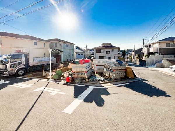 横浜市磯子区森が丘１丁目　新築一戸建て