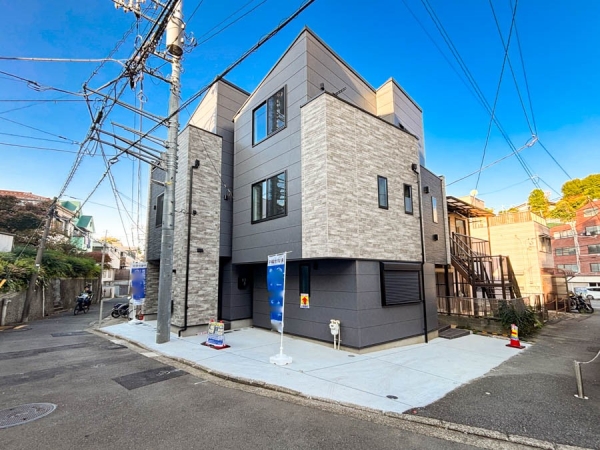 横浜市西区藤棚町2丁目 新築一戸建て