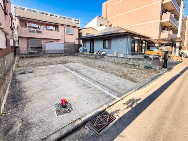 横浜市南区共進町２丁目　新築一戸建て