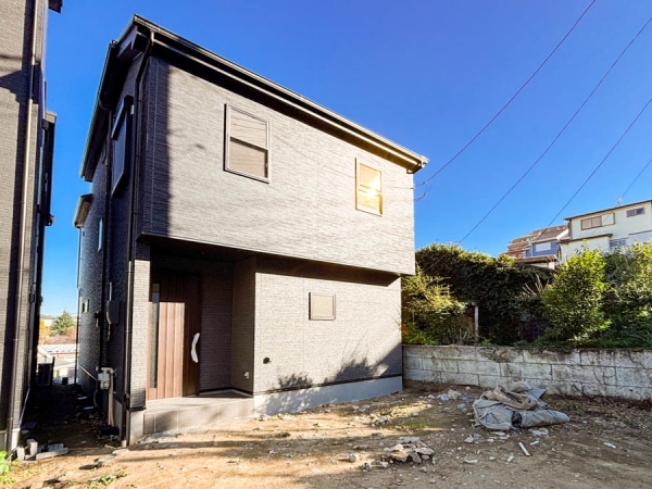 横浜市戸塚区戸塚町　新築一戸建て