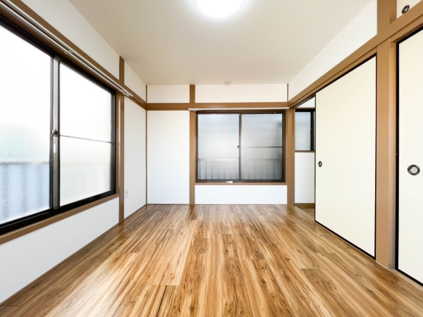 座間市ひばりが丘３丁目の中古一戸建て