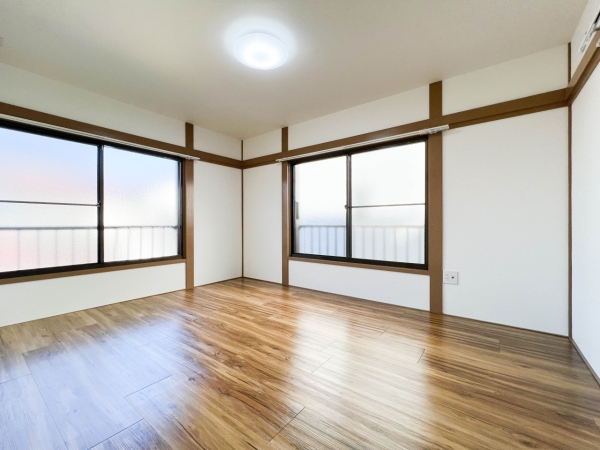 座間市ひばりが丘３丁目の中古一戸建て