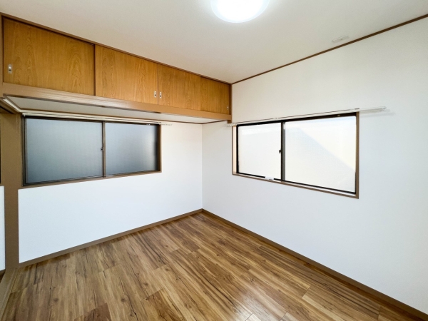 座間市ひばりが丘３丁目の中古一戸建て