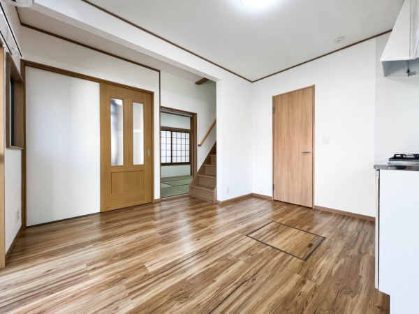 座間市ひばりが丘３丁目の中古一戸建て