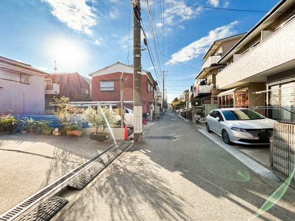 川崎市中原区上平間　新築一戸建て