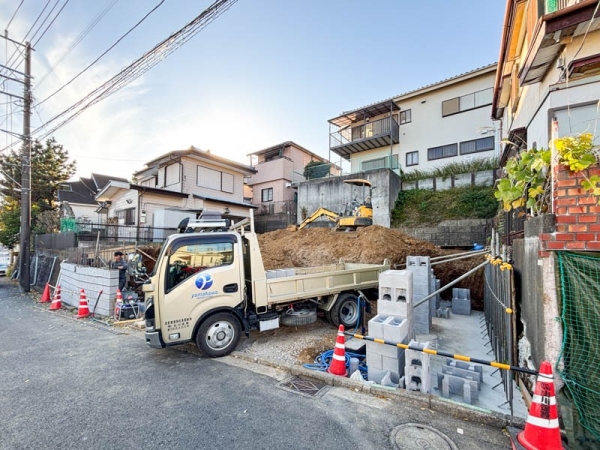 横浜市南区六ツ川２丁目　新築一戸建て