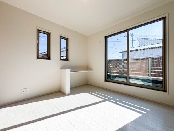 平塚市平塚１丁目　新築一戸建て